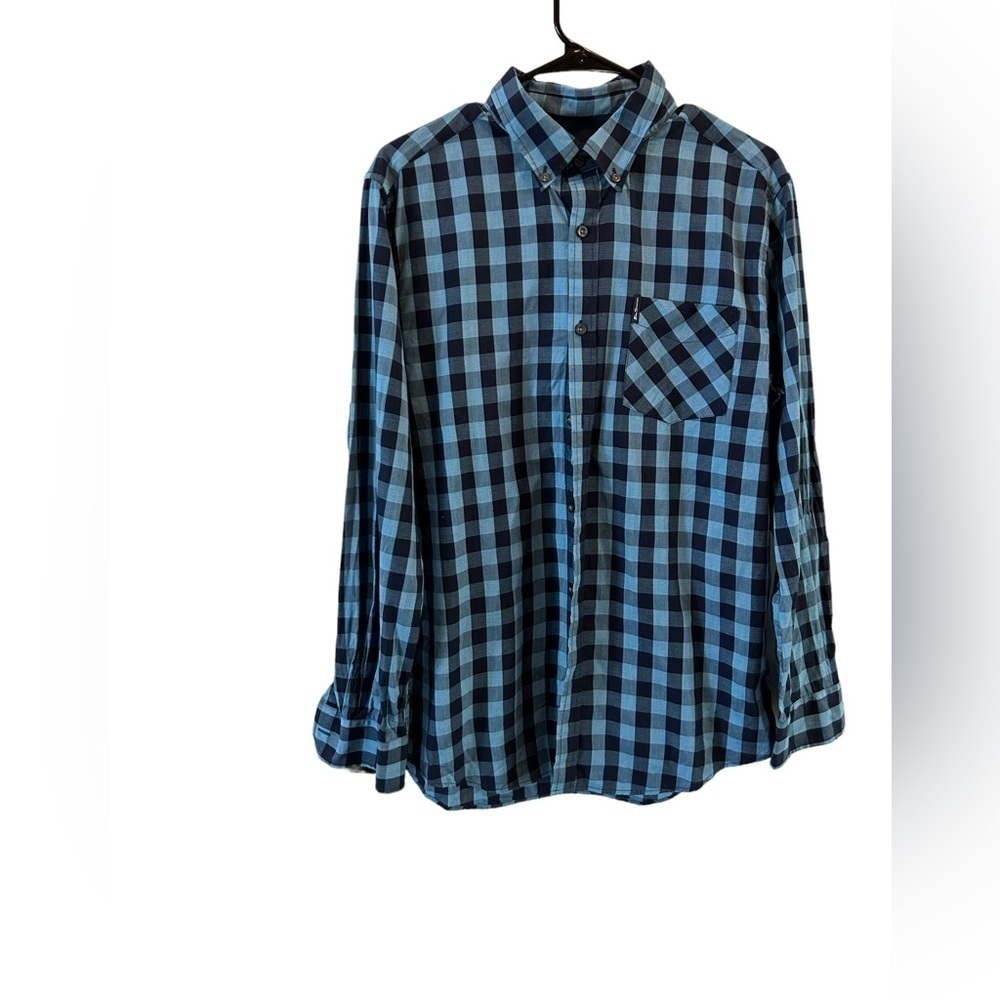 Ben‎ Sherman medium button down shirt